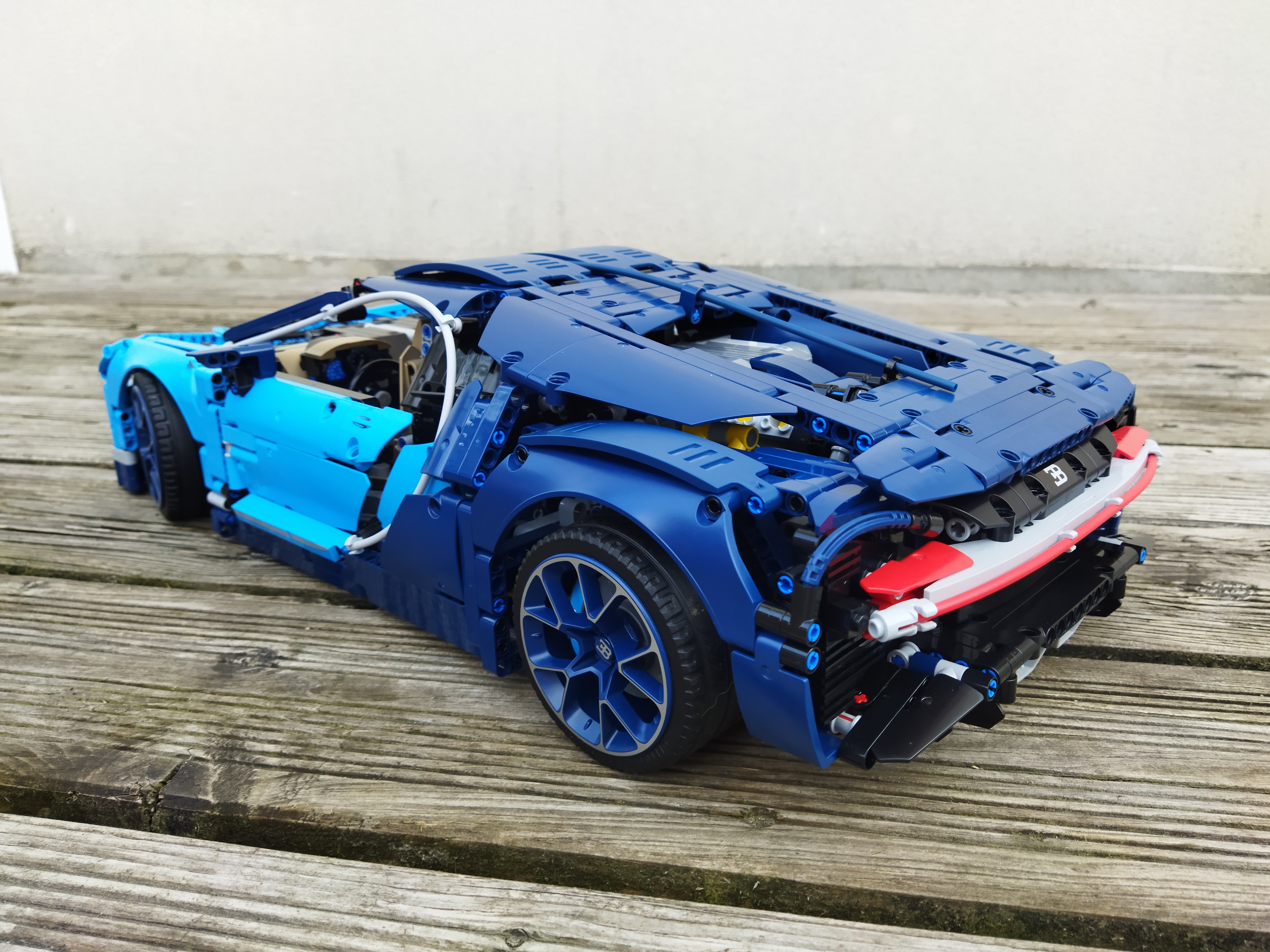 ▻ LEGO Technic 42083 Bugatti Chiron : Tout ce qu'il faut savoir